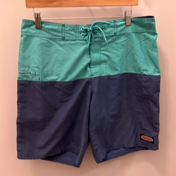 Vineyard Vines Men’s Swim Trunk Board Shorts Size 32 Bathing Suit - Picture 1 of 7